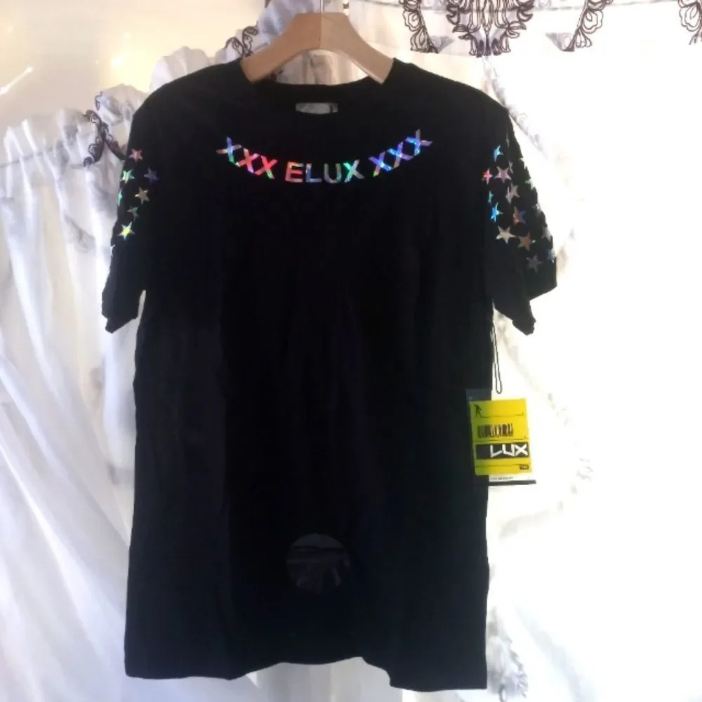 Elux Tshirt size medium. ( Bag X ) ( Bag F ) ( Bag W )